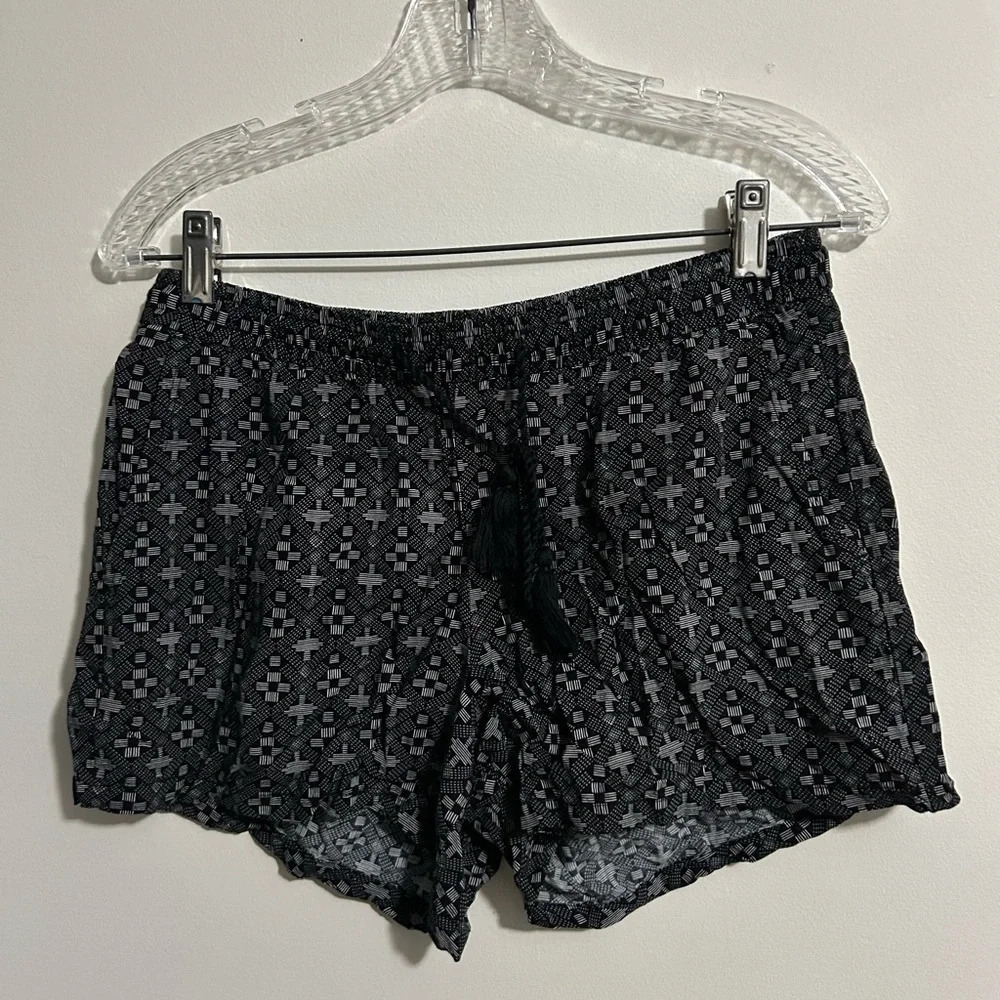 Old  Navy‎ Patterned Shorts